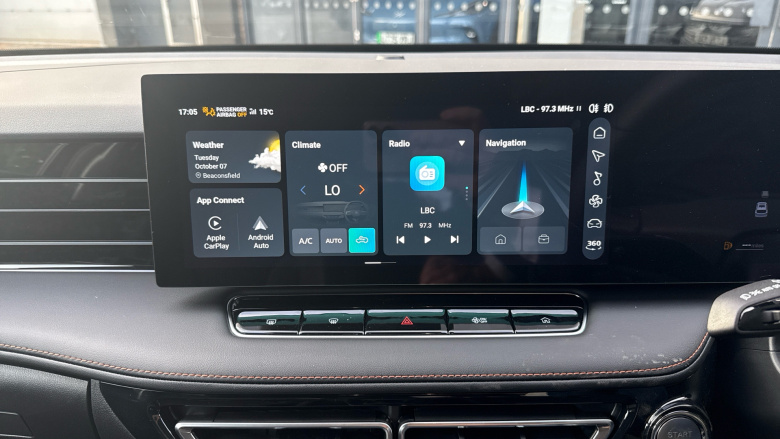 MG HS 1.5 T-GDI Trophy 5dr DCT Petrol Hatchback